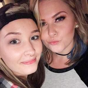 Meet your Posher, Dona